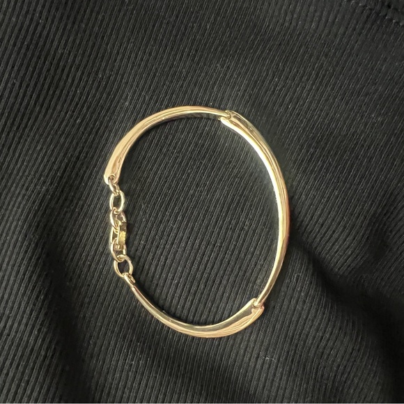 Kendra Scott Gold Bangle Bracelet - Picture 3 of 6